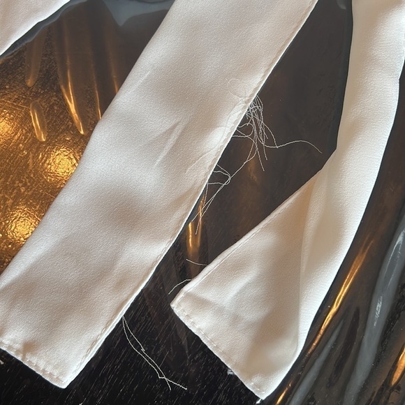 Ambiance White Open Back Tie Up Crop Long Sleeve Top Size S - Picture 11 of 13